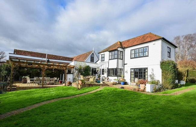 Lovely 4-bed House in Village of Sandhurst - Foto 38