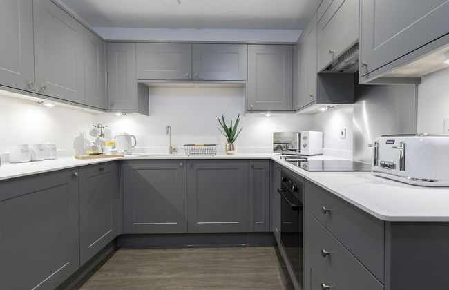 Elliot Oliver - Luxury 2 Bedroom Regency Apartment With Parking & EV Charger - Foto 9