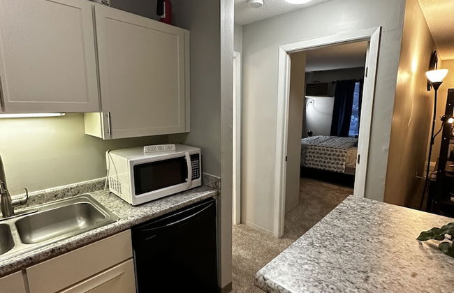2 BR con patio por el centro comercial - Foto 44