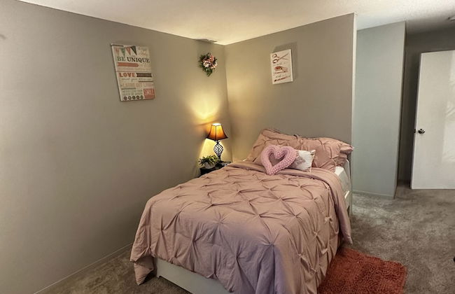 2 BR con patio por el centro comercial - Foto 5