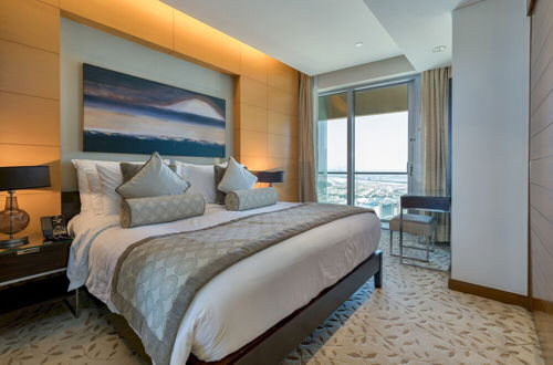 Photo 11 - Luxurious 1 Bedroom at the Address Dubai Mall