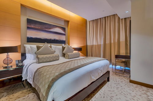 Photo 7 - Luxurious 1 Bedroom at the Address Dubai Mall