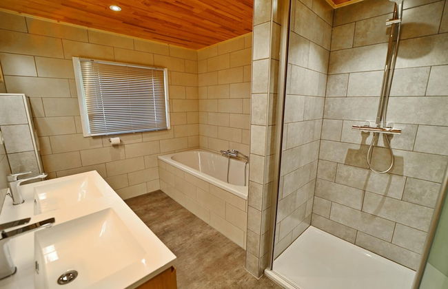 Chalet in Biron With Large Garden Near Durbuy - Foto 9