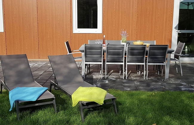Lakeside Luxury; Sauna & Hot Tub - Foto 23