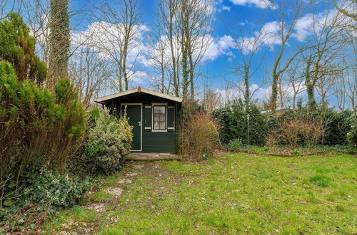 Photo 36 - Holiday Home in Baarland With Fenced Garden