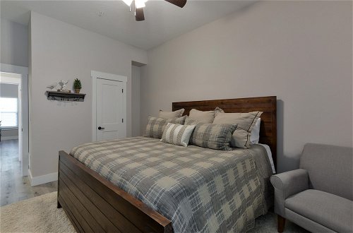 Photo 22 - Journey's Remedy Lite - Lake View - Closest to Indoor Pool - Sleeps 22