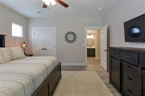 Photo 37 - Journey's Remedy Lite - Lake View - Closest to Indoor Pool - Sleeps 22