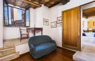 Photo 2 - The Balcony Suite -Piazza del Campo View