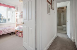 Photo 2 - Maytree Cottage - 4 Bedroom Holiday Home - Tenby