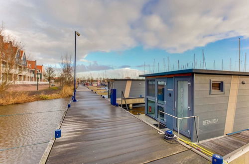 Photo 24 - Modern Houseboat in Marina of Volendam