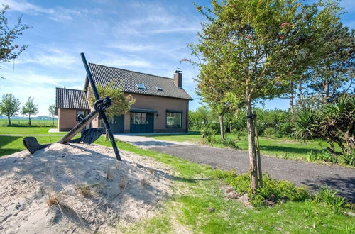 Photo 27 - Beautiful Villa in Cadzand Surrounded by Nature, 200 m From the sea and Near Knokke