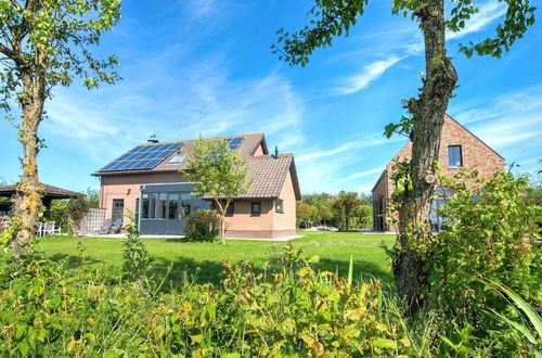 Photo 28 - Beautiful Villa in Cadzand Surrounded by Nature, 200 m From the sea and Near Knokke