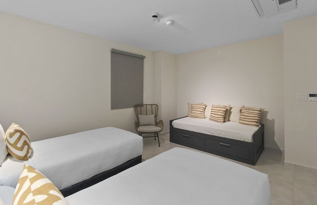 O Condominium Beachfront Residences - Photo 8