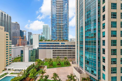 Photo 40 - The Club at Brickell Bay Luxury Suites