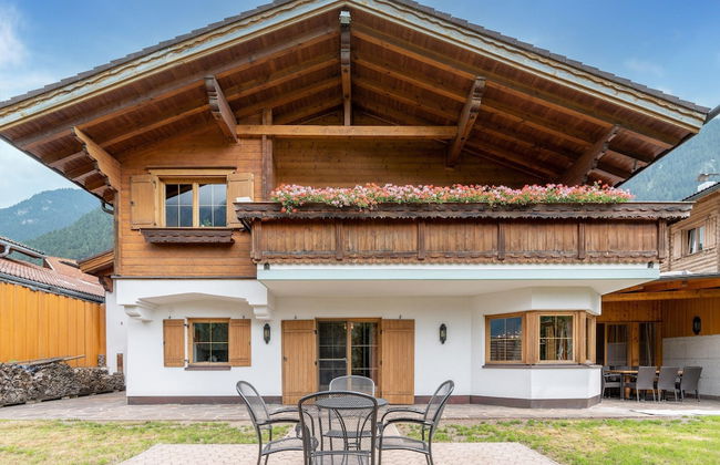 Charming Holiday Home in Maurach am Achensee - Foto 1