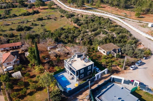 Photo 22 - Villa With Pool and Backyard in Kepez