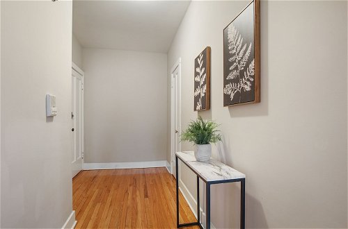 Photo 12 - 3BR Apartment w Laundry in Rogers Park