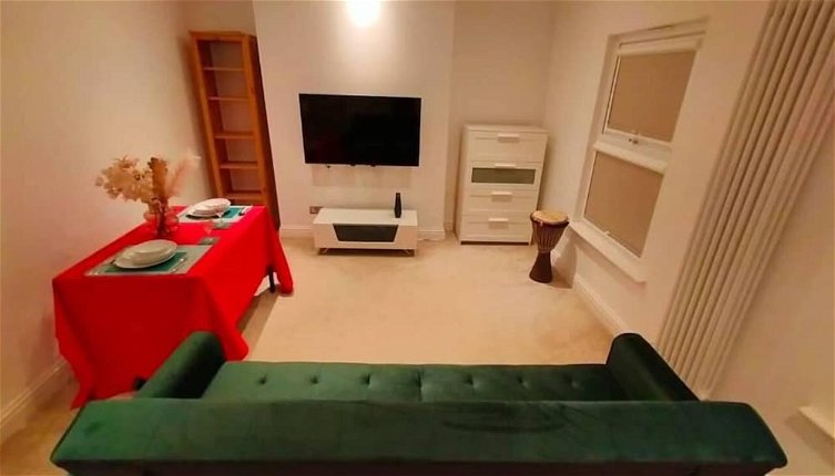 Foto 1 - Stylish 1 Bedroom Flat for 3 Guest