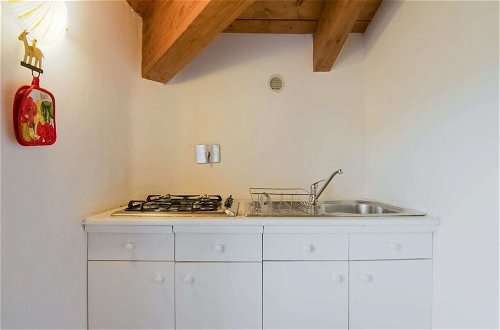 Foto 4 - Sunny Apartment in Assisi With Garden and Terrace
