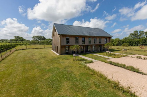 Photo 1 - Semi-detached House Near the Beach