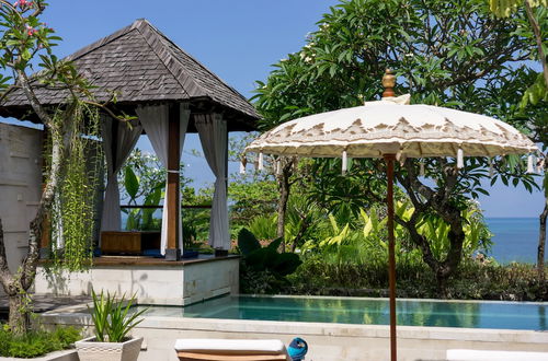 Photo 65 - Dazzling Beachfront 2 Br Villa in Seminyak