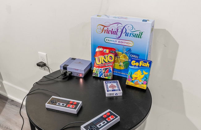 Stylish Near Stadiums & Nightlife Game Room - Foto 36