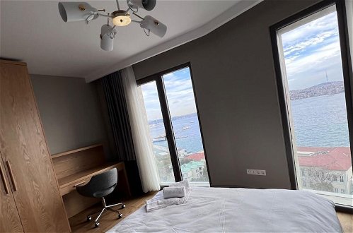 Photo 3 - Flat With Excellent Location and View in Beyoglu