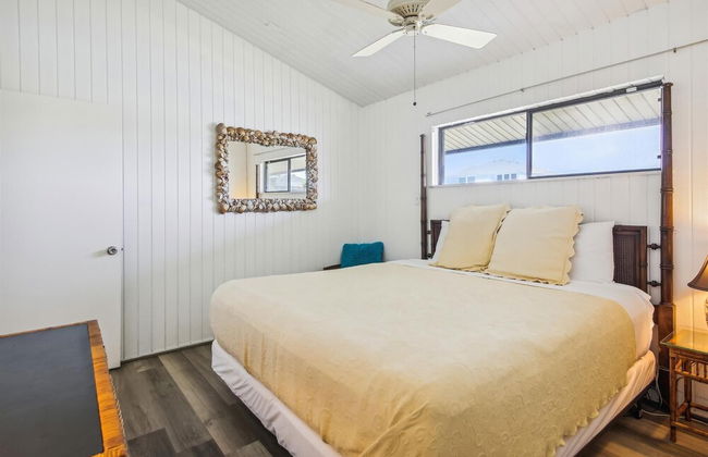 Bayfront Retreat - Photo 8