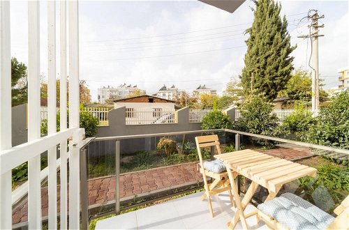 Foto 2 - Comfortable Modern Flat With Balcony in Muratpasa