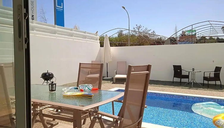 Photo 1 - Beautiful Detached Modern Villa With Pool