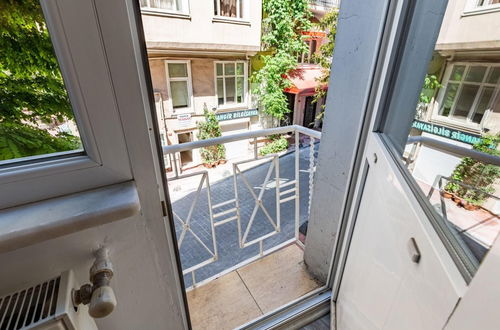 Photo 15 - Charming Flat 5 Min to Taksim Square in Beyoglu