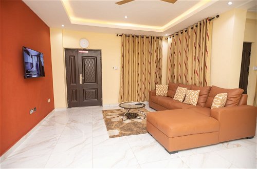 Photo 24 - Spacious & Outstanding 3-bed Furnished Apartment