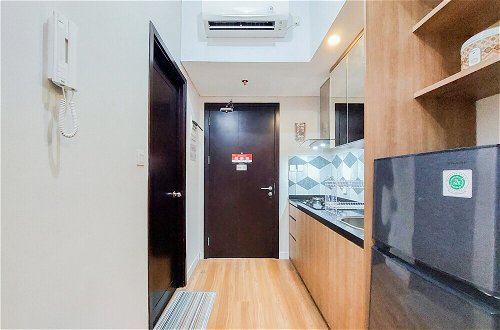 Photo 6 - Simply And Well Furnished Studio At Casa De Parco Apartment