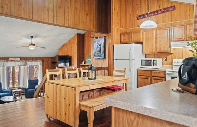 Mohegan by Avantstay Private Dock + Firepit Community Pool + Beach - Foto 10