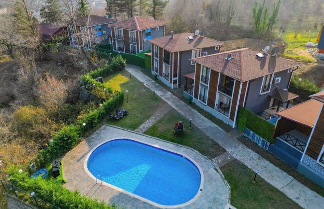 Mila Villas - Photo 1