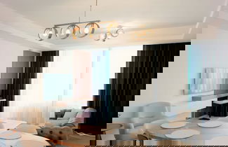 Photo 1 - Stylish Two Bedroom Apartment With Gorgeous Sea and Mountain Views