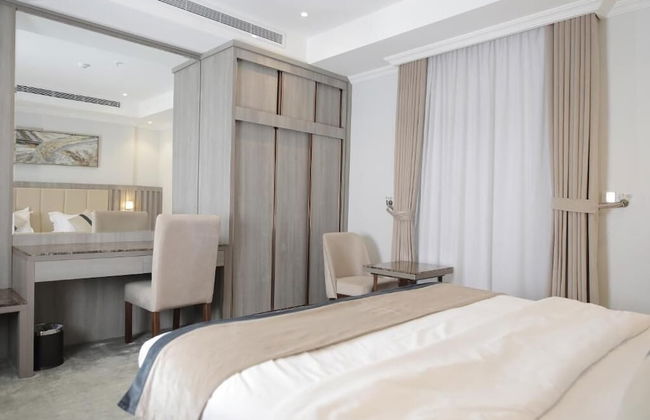 NARS Plus Al Basateen - Foto 20