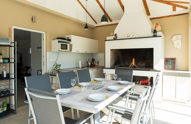 Luxury Villa With Heated Pool, Terrace, and Outdoor Amenities for Relaxation - Foto 50