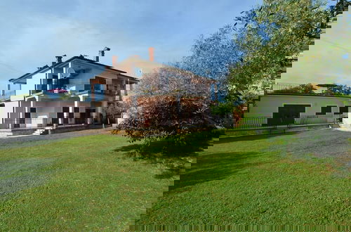 Foto 43 - Green and Lush Apartments With Terrace