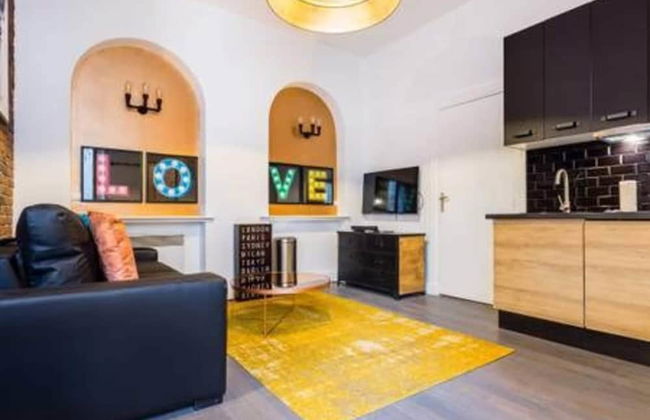 Appartement in the Heart of Paris Republique - Foto 1