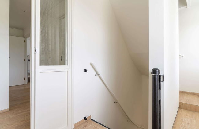 Lovely Apartment on Ameland Near Nes - Photo 12