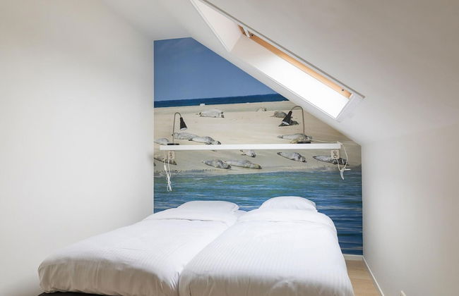 Lovely Apartment on Ameland Near Nes - Photo 22