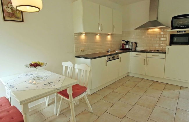 Lovely Farmhouse in Wijlre With Forest Nearby - Foto 12