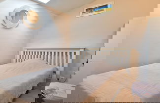 Foto 2 - Holiday Home in Montclera With Sunny Garden, Playground Equipment and Private Pool
