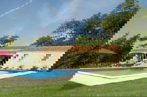Foto 65 - Holiday Home in Montclera With Sunny Garden, Playground Equipment and Private Pool