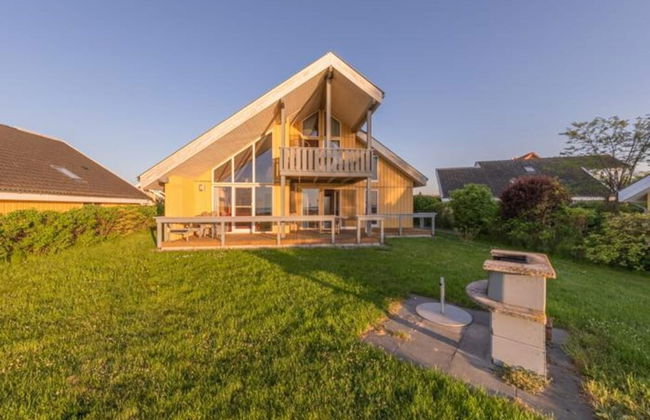 Ferienhaus mit Terrasse und Balkon - Foto 1