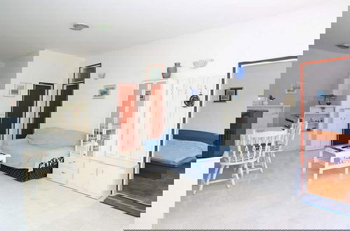 Photo 4 - Apartments Tomasic - Two Bedroom Apartment With Sea View