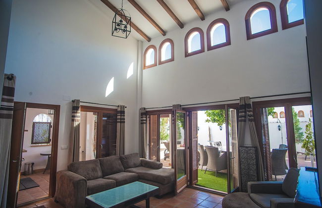 7 Bedroom Villa for 15 Ppl, Heated Pool, Sauna, hot tub on El Valle Golf, Murcia - Foto 5