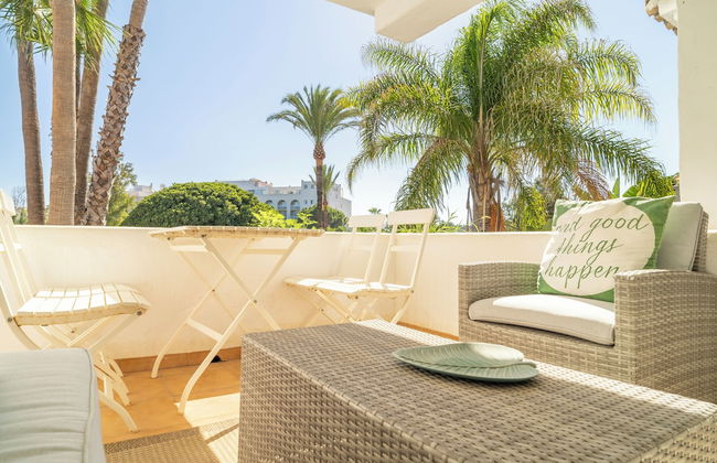 Sanders Beach - Stunning Villa Near Puerto Banus - Photo 15