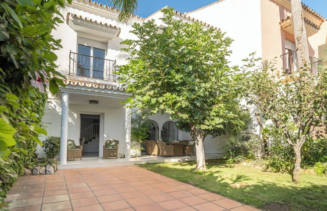 Sanders Beach - Stunning Villa Near Puerto Banus - Photo 35